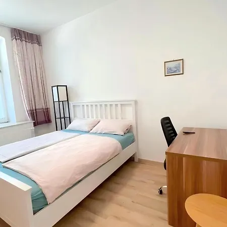 2-bedroom With Kitchen Washmachine 아파트