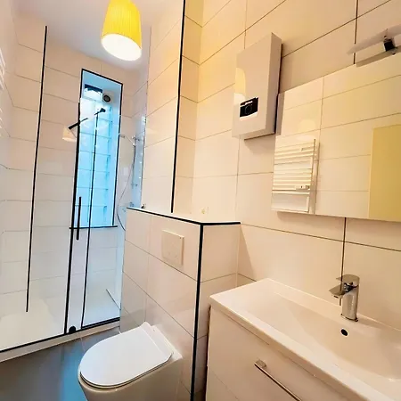 2-bedroom With Kitchen Washmachine * 뒤셀도르프