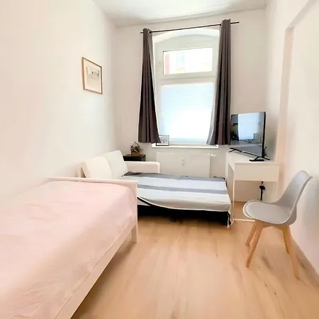 아파트 2-bedroom With Kitchen Washmachine *